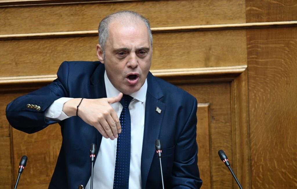 Κ. Βελόπουλος: «Το αντίθετο του λευκού ποινικού μητρώου θα είναι το γαλάζιο»