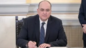 Ζητά συγγνώμη ο Μακάριος Λαζαρίδης: «Να καταλογιστούν εντόκως τα αχρεωστήτως καταβληθέντα ποσά»