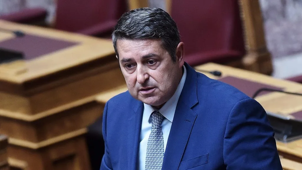 Διασωληνωμένος στη ΜΕΘ του νοσοκομείου «Ευαγγελισμός» ο Γιώργος Μυλωνάκης – Υπέστη ρήξη ανευρύσματος