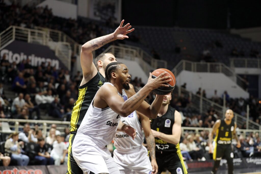 Περίπατος του ΠΑΟΚ με Μαρούσι