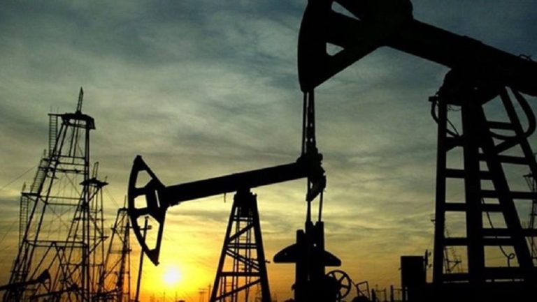 Άλμα πάνω από 5% στις διεθνείς τιμές του πετρελαίου