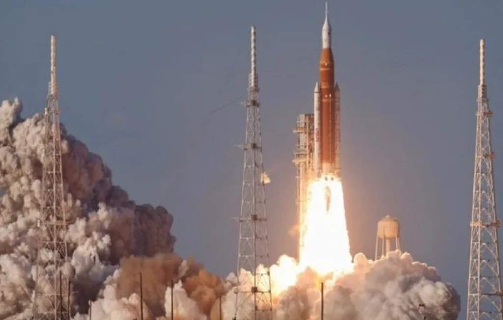 Artemis II: Ξεκίνησε η ιστορική αποστολή προς τη Σελήνη