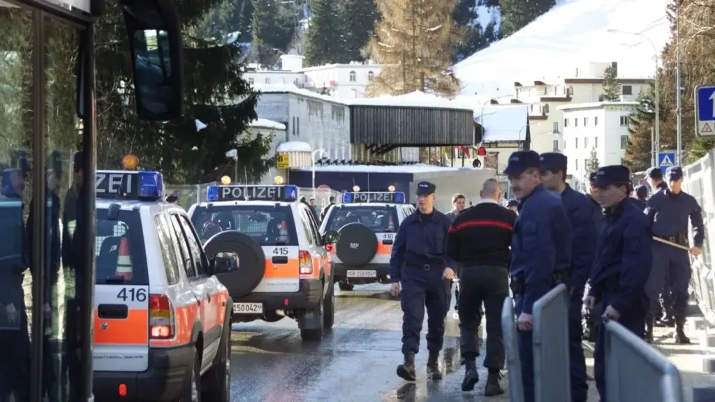 Ελβετία: 31χρονος επιτέθηκε με μαχαίρι σε πολίτες φωνάζοντας «Αλλάχου Ακμπαρ»