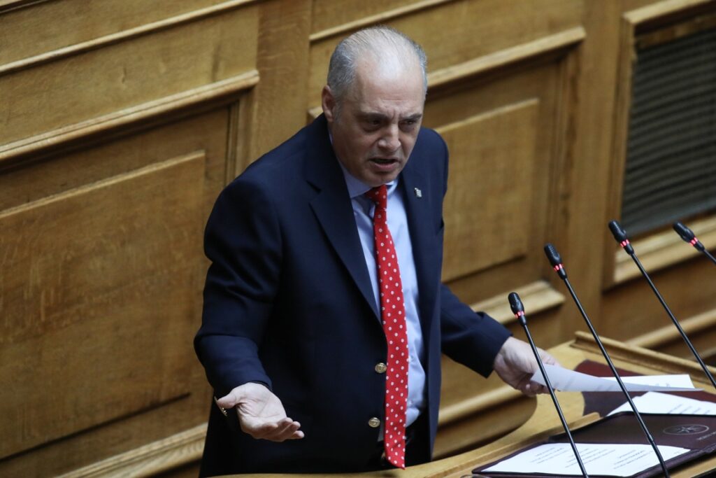 Κυριάκος Βελόπουλος: «Δεσμεύομαι ότι θα σας πάω μέχρι τέλους, γιατί δεν έχω διάθεση να απολογούμαι για εγκλήματα άλλων και να ακούω τους πολίτες να λένε ότι όλοι είμαστε ίδιοι»
