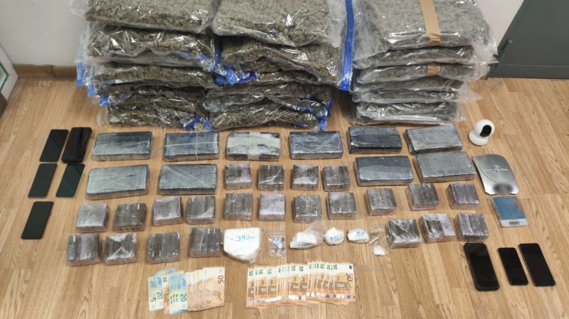 Οργανωμένο έγκλημα: Τρεις συλλήψεις για κατοχή και διακίνηση άνω των 11 κιλών κοκαΐνης και 38 κιλών κάνναβης