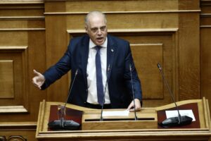 Κυριάκος Βελόπουλος: «Στο Μαξίμου ανοίγουν σαμπάνιες με τα δήθεν νέα κόμματα. Έμεινε μόνον η οδός της σωφροσύνης, που λέγεται Ελληνική Λύση»