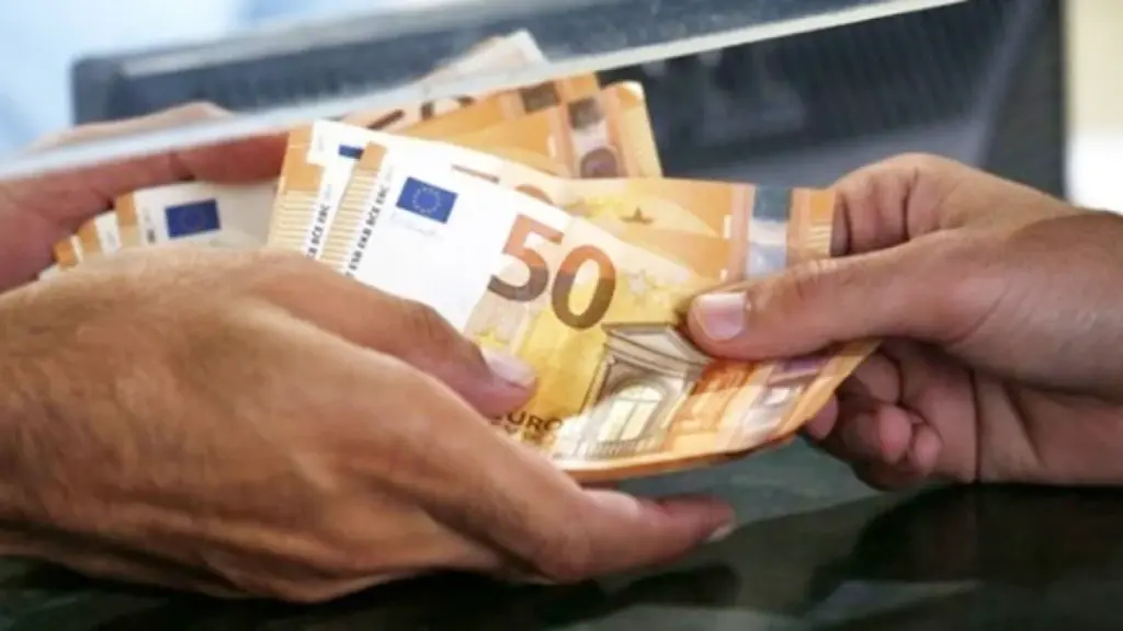 Αυξάνεται στα 1.600 το όριο του ακατάσχετου λογαριασμού