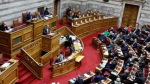 “Για τα χρωστούμενα των τραπεζών, των εφοπλιστών και άλλων, κύριοι της ΝΔ, δεν λέτε κουβέντα”