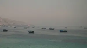 Ιρανικό εμπορικό πλοίο χτυπήθηκε στα ανοικτά του νησιού Κεσμ – Ένας νεκρός, τρεις τραυματίες