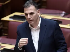 Παραίτηση Καραμέρου από τον ΣΥΡΙΖΑ