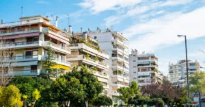 Ενοίκια: Τι προβλέπει ο νόμος για τις αυξήσεις