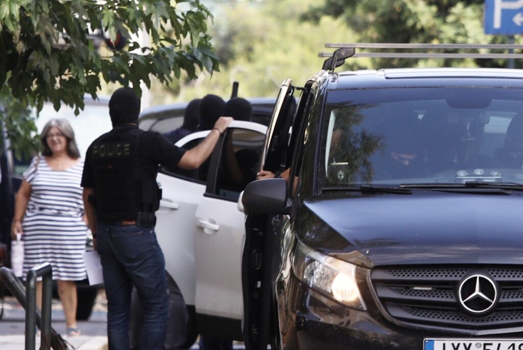 Προθεσμία, για να απολογηθούν την Τρίτη το πρωί, έλαβαν οι κατηγορούμενοι για τον φονικό εμπρησμό της MARFIN