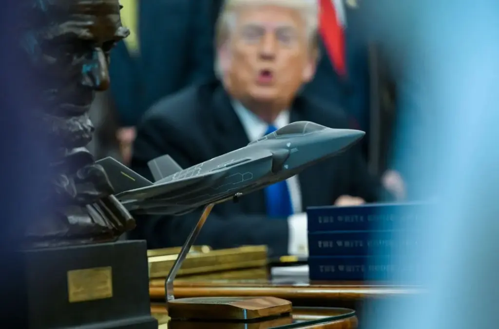 Οι New York Times αποκαλύπτουν το σχέδιο Τράμπ για τα F-35