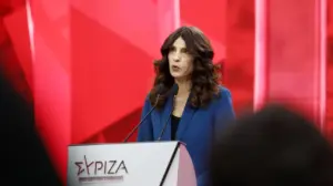 ΣΥΡΙΖΑ: Ανεξαρτητοποιήθηκε και η Πόπη Τσαπανίδου