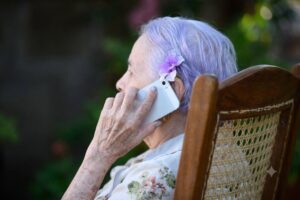 Πέλλα: Σύλληψη απατεώνα που επιχείρησε να ξεγελάσει ηλικιωμένη με πρόσχημα δήθεν πρόστιμο από την εφορία