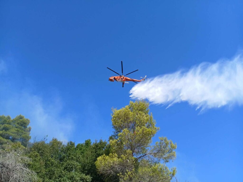 Συναγερμός για νέα φωτιά στη Ζάκυνθο