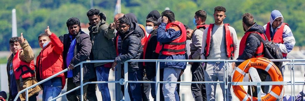 «Δεν είναι σωστό να βιάζετε, μην κάνετε σεξουαλικές επιθέσεις»