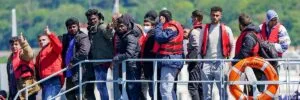 «Δεν είναι σωστό να βιάζετε, μην κάνετε σεξουαλικές επιθέσεις»