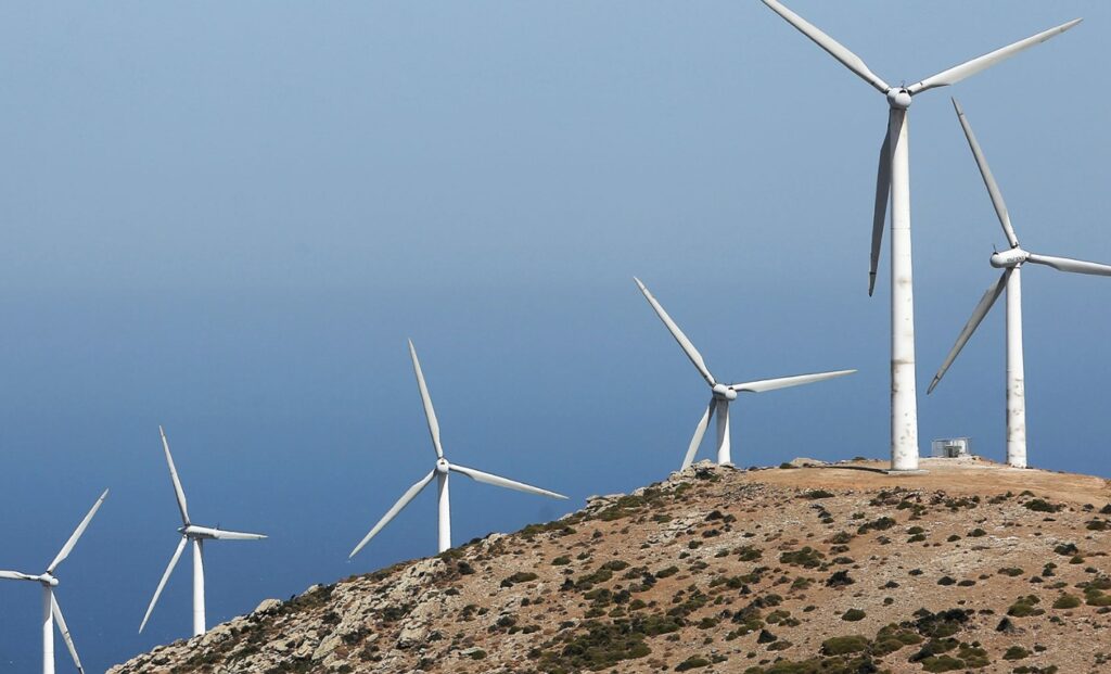 Νέα πρόκληση της Τουρκίας: Αντιδρά στο χωροταξικό για τα ελληνικά πάρκα ΑΠΕ