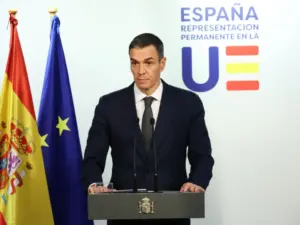 Ο πανικόβλητος Σάντσεθ «έκαψε» όλους τους ηγέτες και γκρέμισε το αφήγημα της λαθρομετανάστευσης