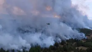 Αλβανία: Πύρινος εφιάλτης κοντά στα Τίρανα