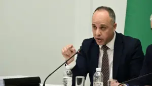 Σκάνδαλο υποκλοπών: Κέσσες κατά εισαγγελέων