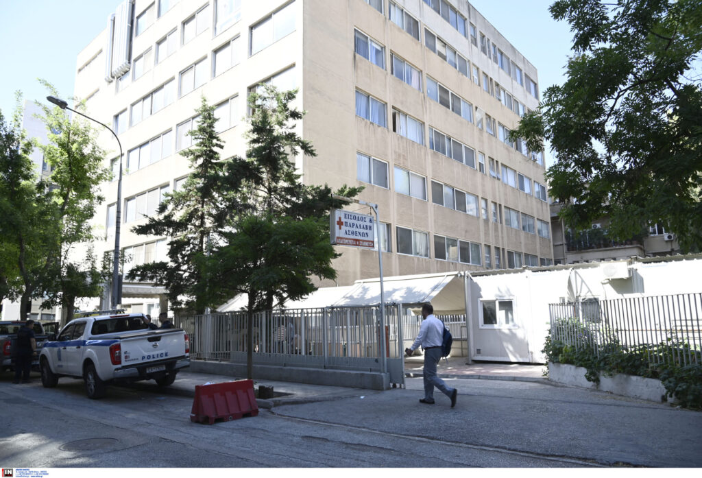 Πέθανε η 50χρονη διευθύντρια Γυμνασίου που υπέστη ανακοπή έξω από σχολείο