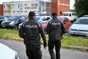 Επίθεση με μαχαίρι σε σχολείο στη Σλοβακία – Νεκρή καθηγήτρια, σε κρίσιμη κατάσταση παιδί