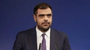 Πρόταση ΣΟΚ Μαρινάκη για περικοπή του επιδόματος ανεργίας στους δύο μήνες