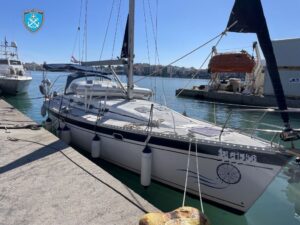 Εντοπίστηκε ιστιοφόρο με 360 κιλά κάνναβης – Συνελήφθησαν δύο Ουκρανοί