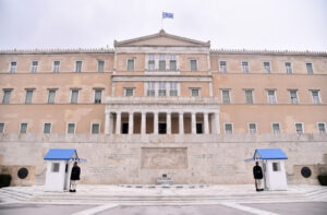 Πρόκληση: Βουλευτές ζητούν διπλασιασμό της αποζημίωσης στις Επιτροπές όταν γίνεται με φυσική παρουσία