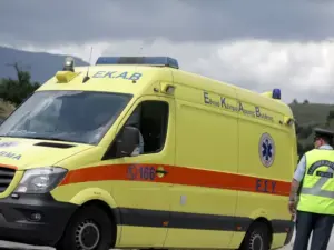 Αίγιο: Σφοδρή μετωπική σύγκρουση αγροτικού με ΙΧ – Τρεις τραυματίες