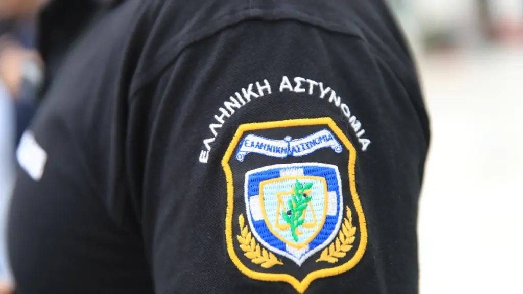 42χρονος αστυνομικός έδωσε τέλος στη ζωή του μέσα σε υπηρεσιακό λεωφορείο