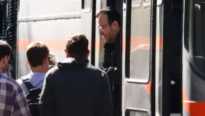 Στη φυλακή ο Φίλιππος Καμπούρης, η σύζυγός του και τέσσερις ακόμη για την υπόθεση του ΕΦΚΑ